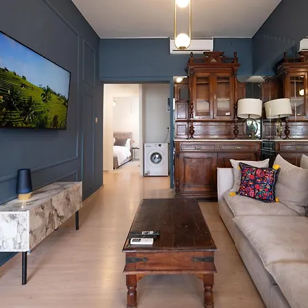Loft 038 Center كاندية