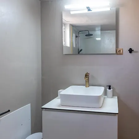 Loft 038 Center كاندية